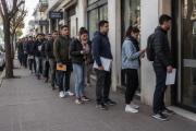 La desocupación tuvo una leve baja pero subieron la subocupación y la informalidad